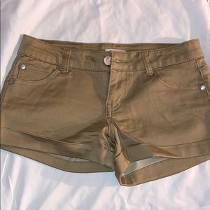 Khaki shorts